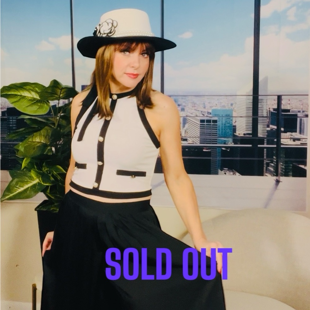 79. Color Block Geo Print Top , Elegant Crew Neck… - image 1